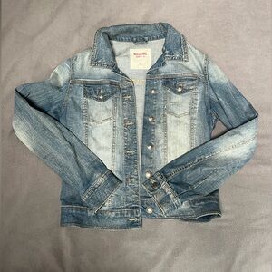 Women’s Jean Jacket